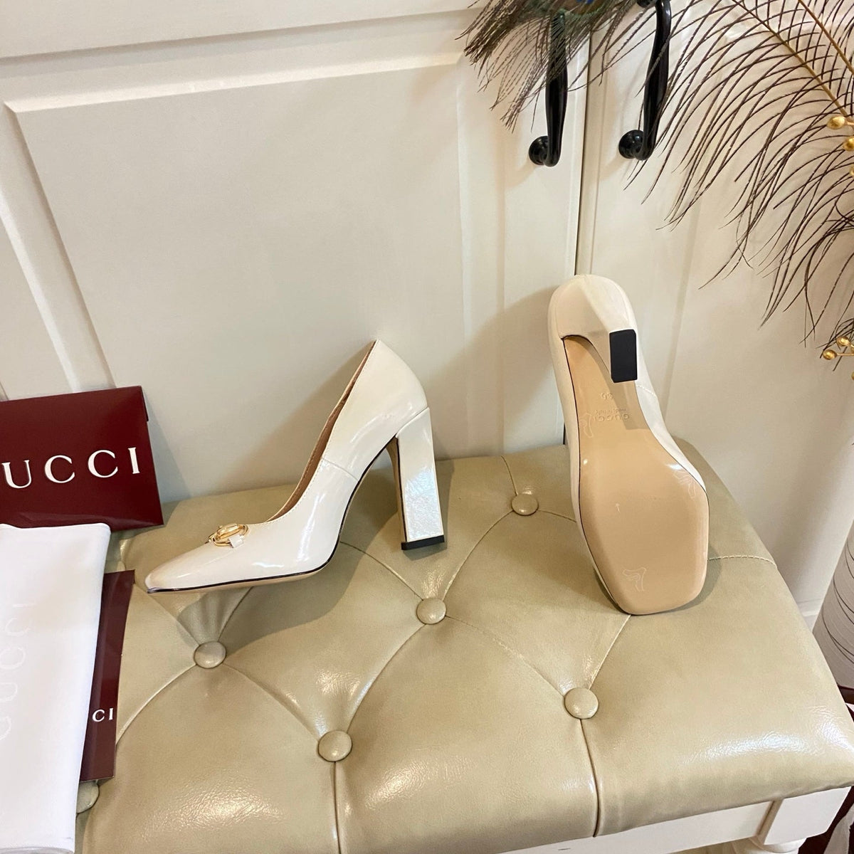 Gucci 26s Horsebit Mid-Heel Pumps 10cm Cream White Calfskin