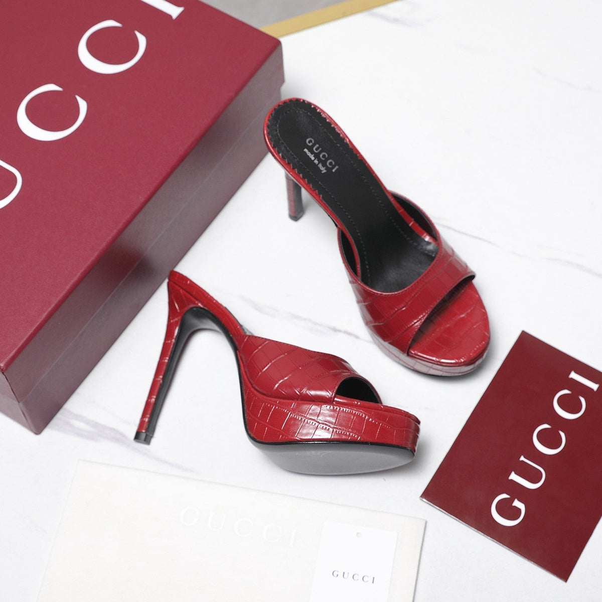 Gucci 26s Heeled Slide Sandals 12cm Dark Red Crocodile Embossed Patent Calfskin
