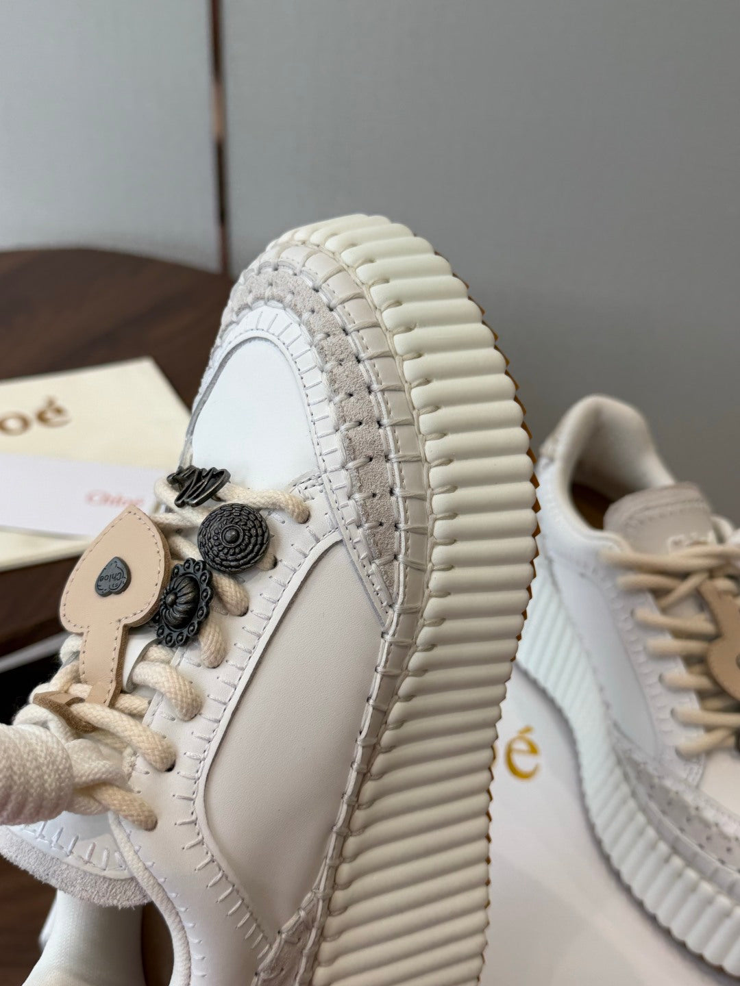 CHLOE 26SS Platform Sneakers Casual Shoes Cowhide 152700