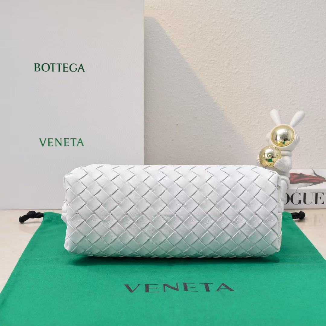 BV Lauren 1980 31.5cm White Lambskin