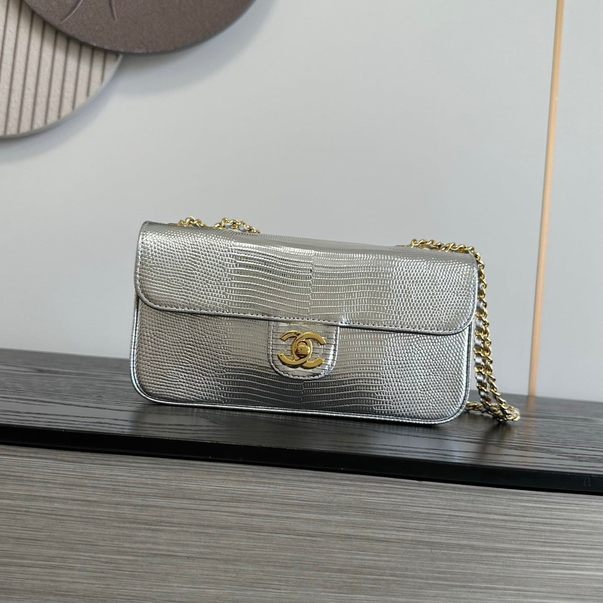 CC 26B Small Flap Bag 21.5cm Metallic Lizard-Embossed Cowhide
