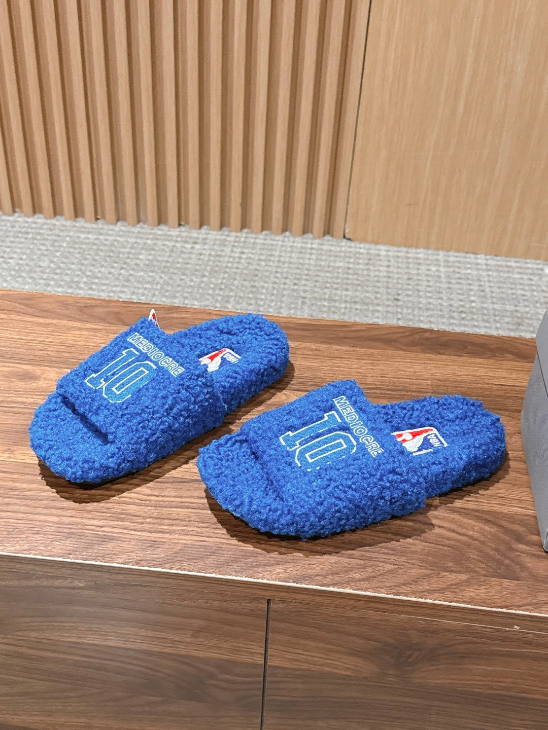 BLC NBA Unisex Shearling Slides 151366