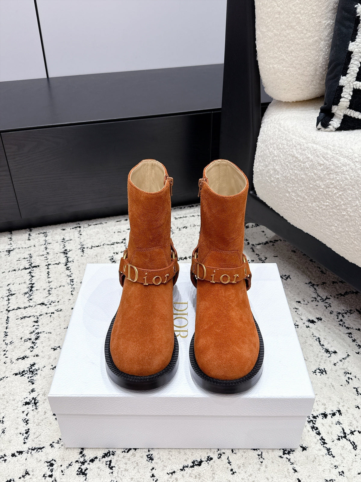 Dior 2026 Bolt Ankle Boots Suede Leather 139290