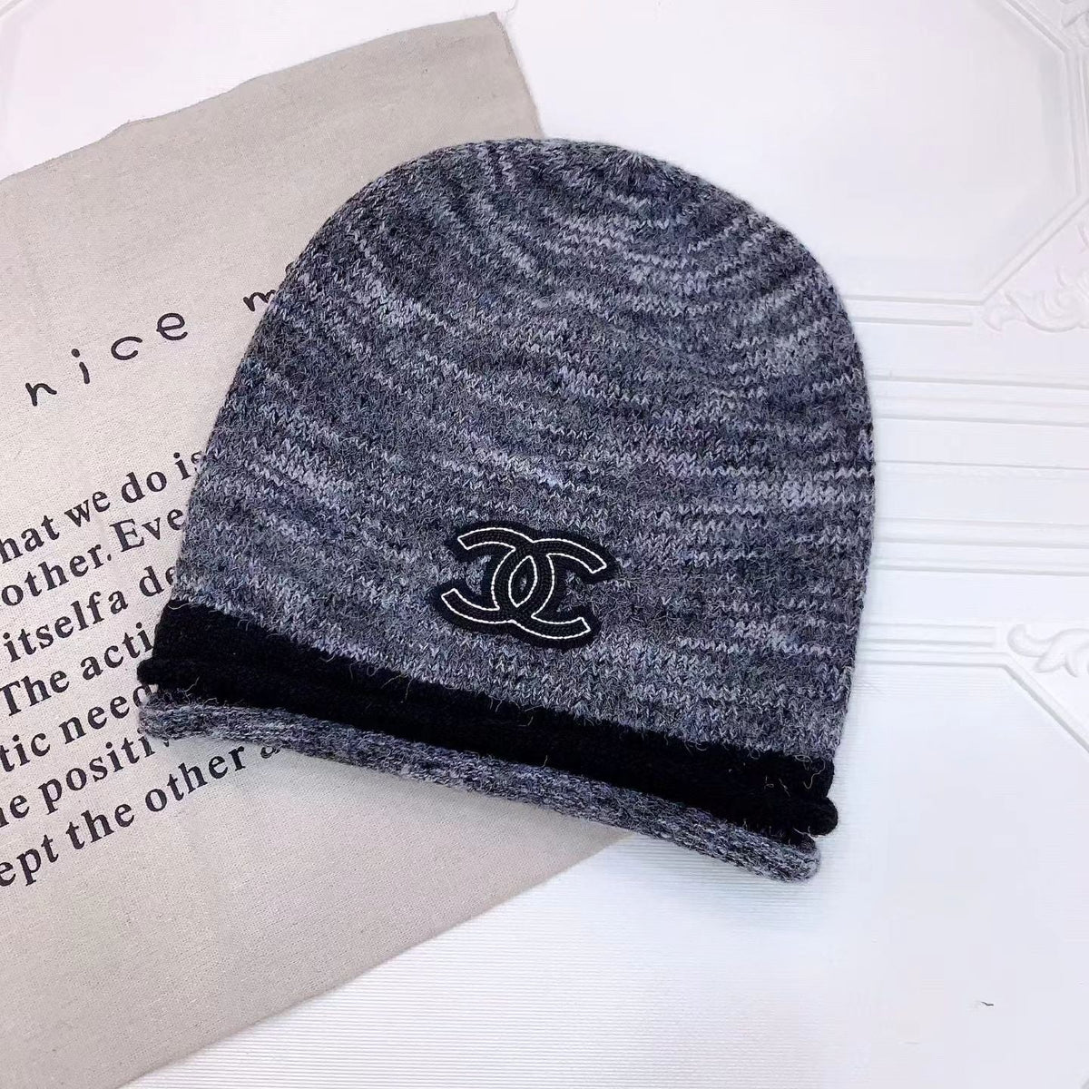 CC 26FW Marled Knit Beanie Double C Logo 518015