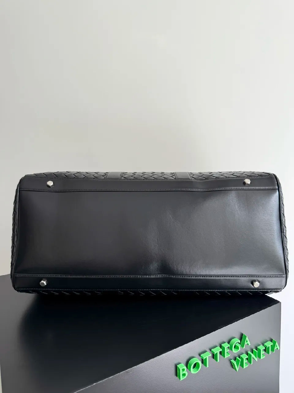 BV 25s Replica Bottega Veneta Duffel Bag Black Intrecciato leather