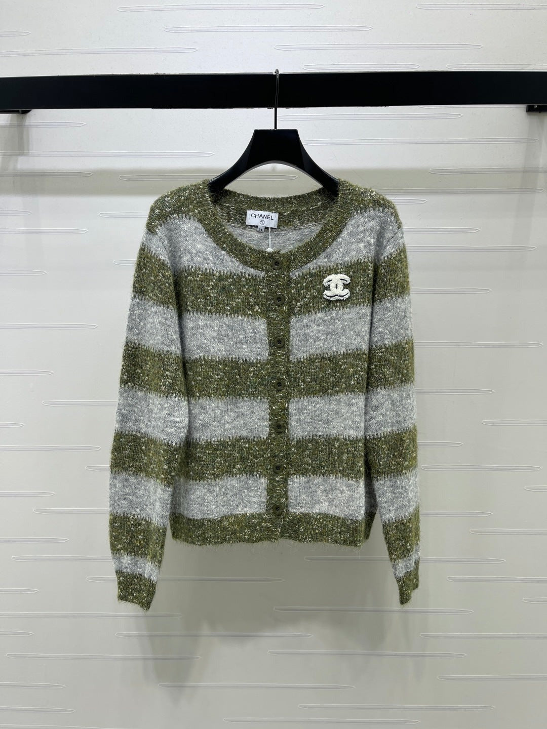CC 26FW Striped Knit Cardigan CC Brooch Wool 274039