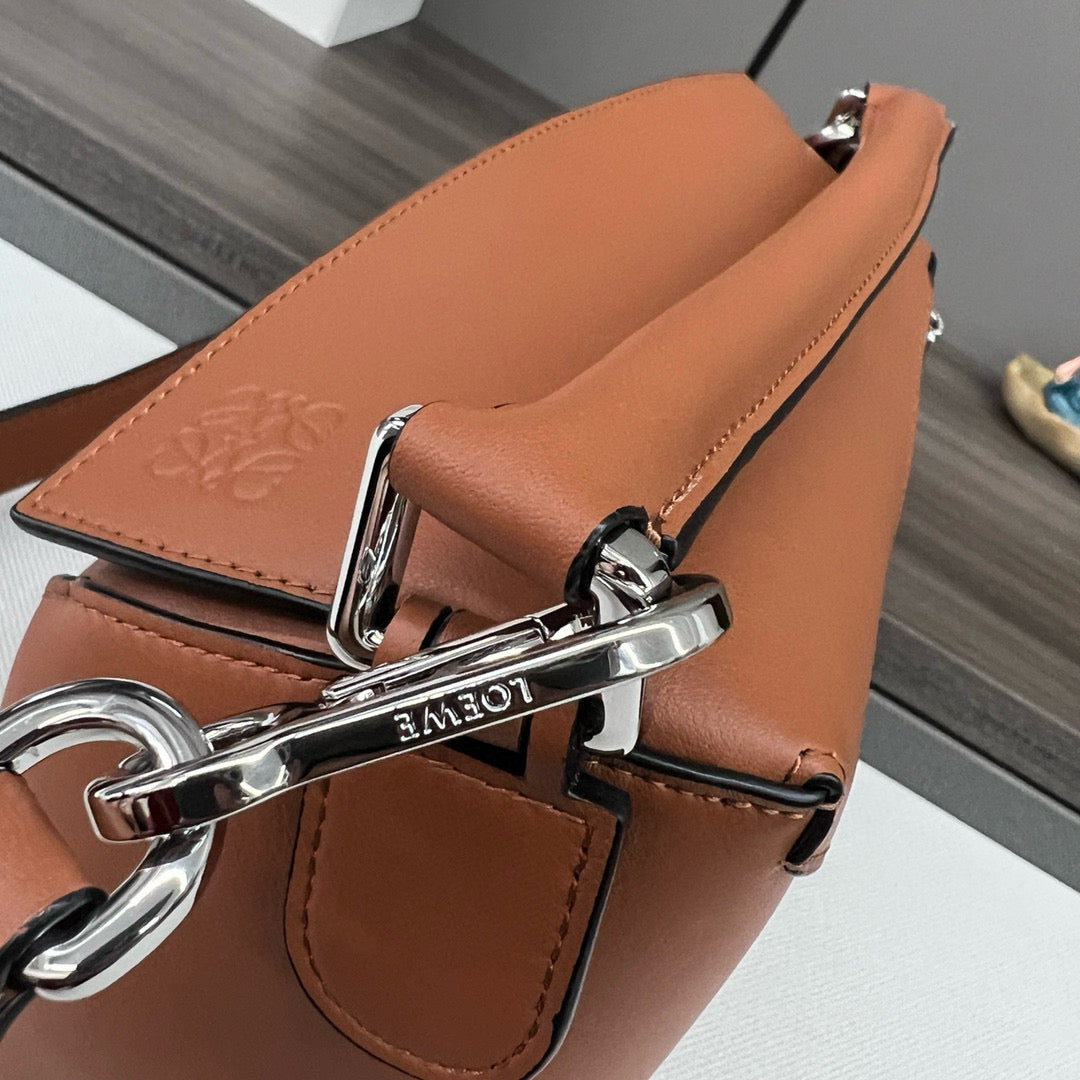 Small Puzzle 24 bag in classic gold calfskin shw