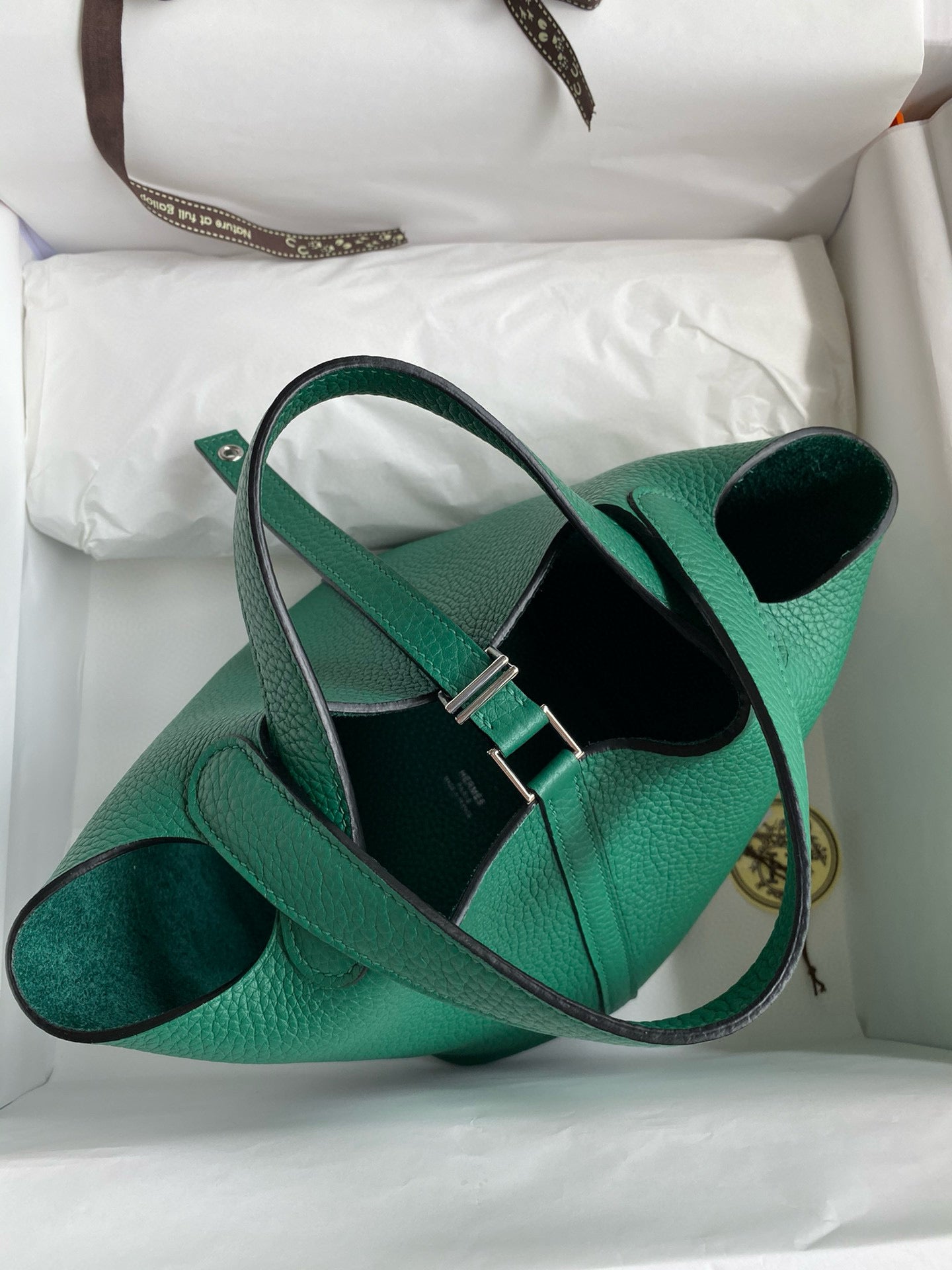 PICOTIN LOCK 18 EMERALD TOGO GOLD HARDWARE