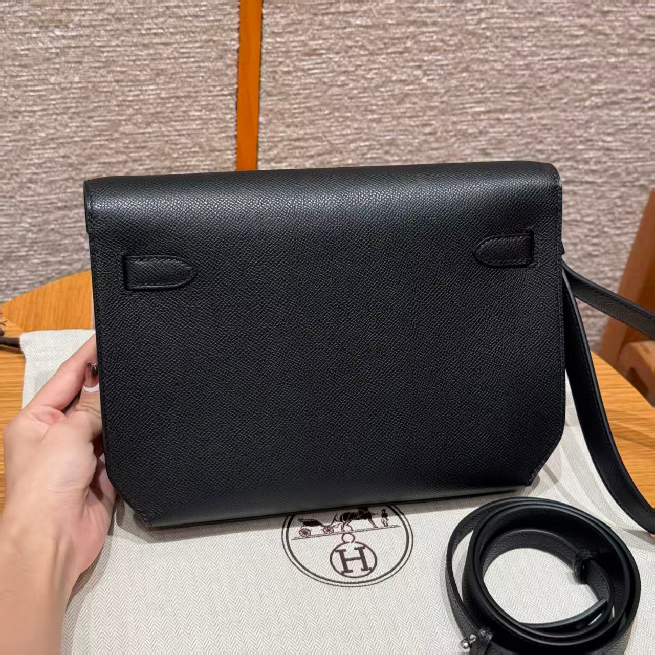 Hm Kelly Depeches Pouch 25 Pouch Black Cowhide Sliver Hardware