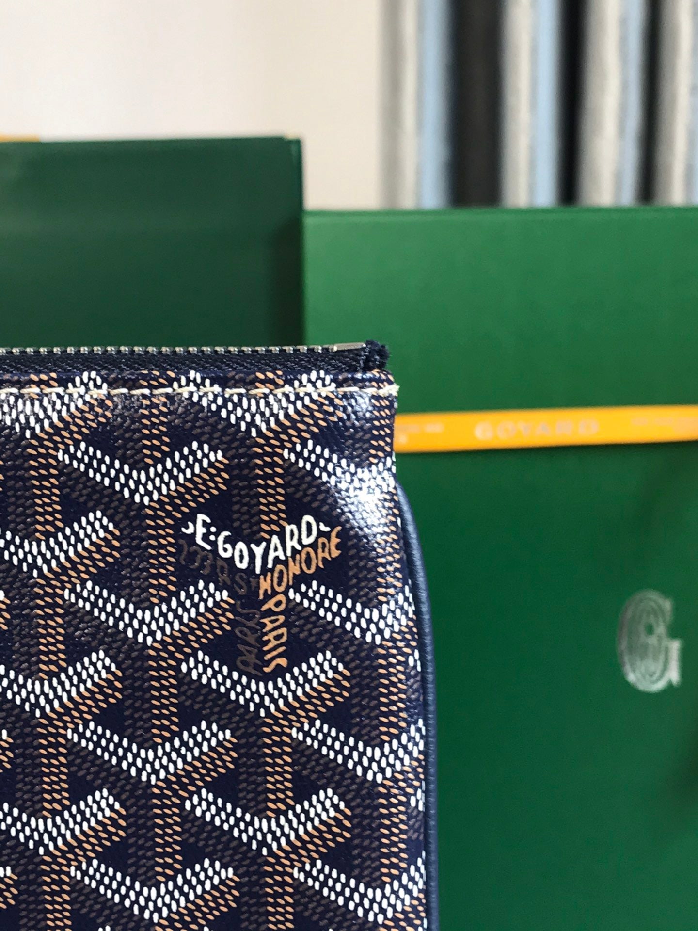 SÉNAT MGM POUCH 40 IN BLACK GOYARDINE CANVAS