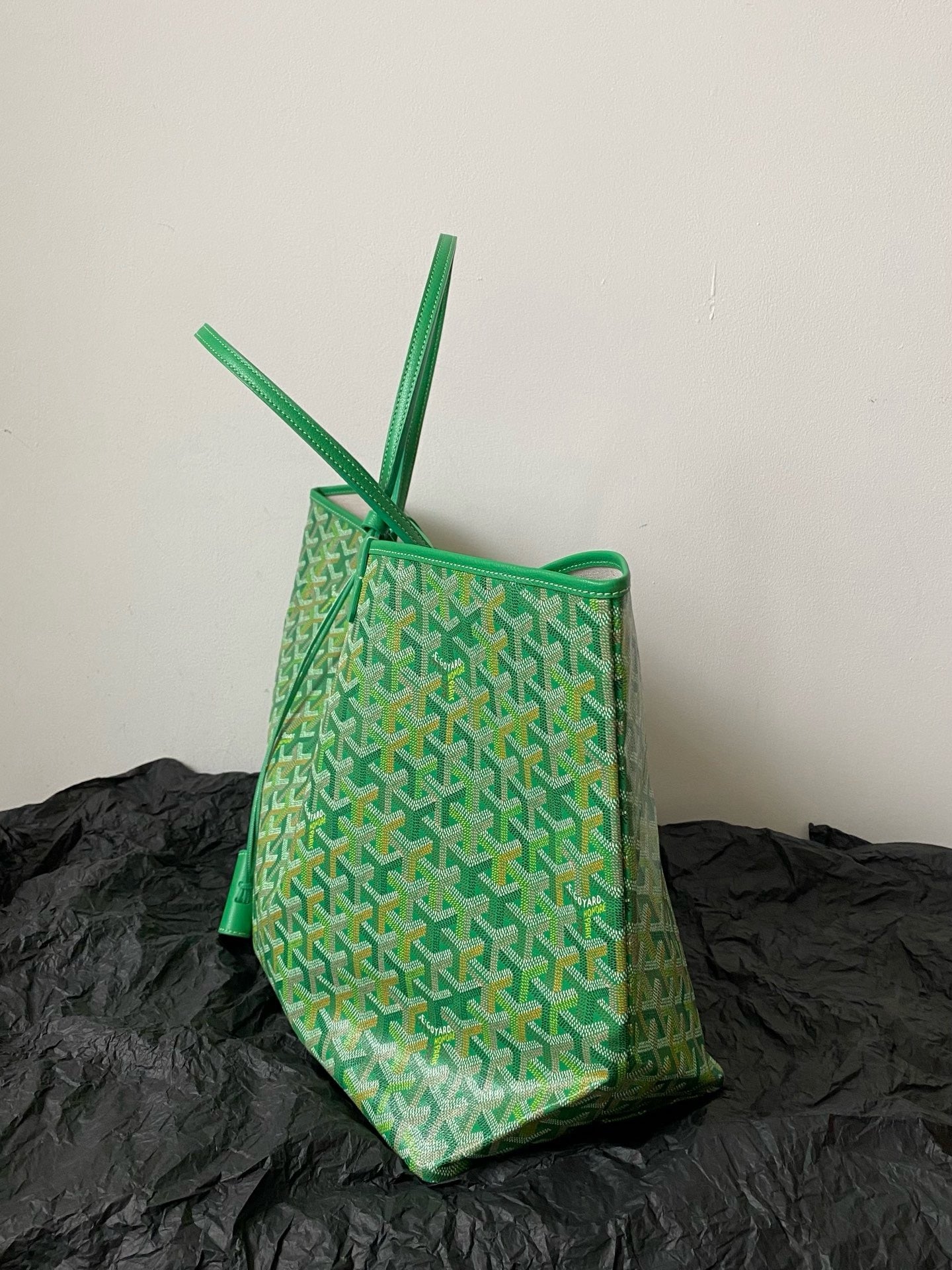 Goyard 26s Saint Louis Bag Vibrant Green Goyardine Canvas