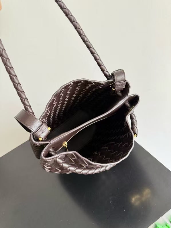 BV Andiamo Small Bucket Bag Brown 30cm Lambskin 855756