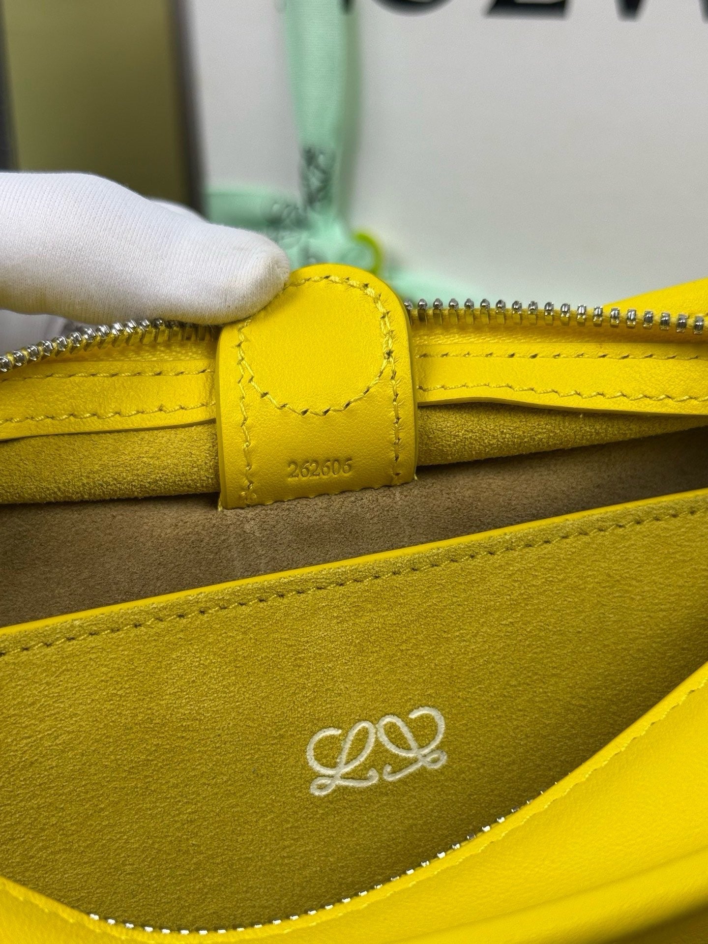 Loewe 2026 Amazona 180 Bag 24cm Yellow Calfskin