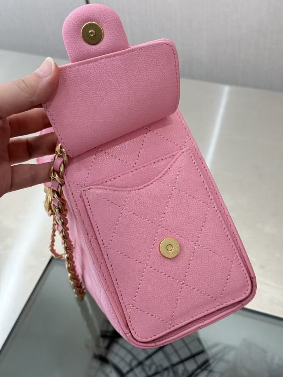 CC 26s Small Handbag 22cm Hot Pink Caviar