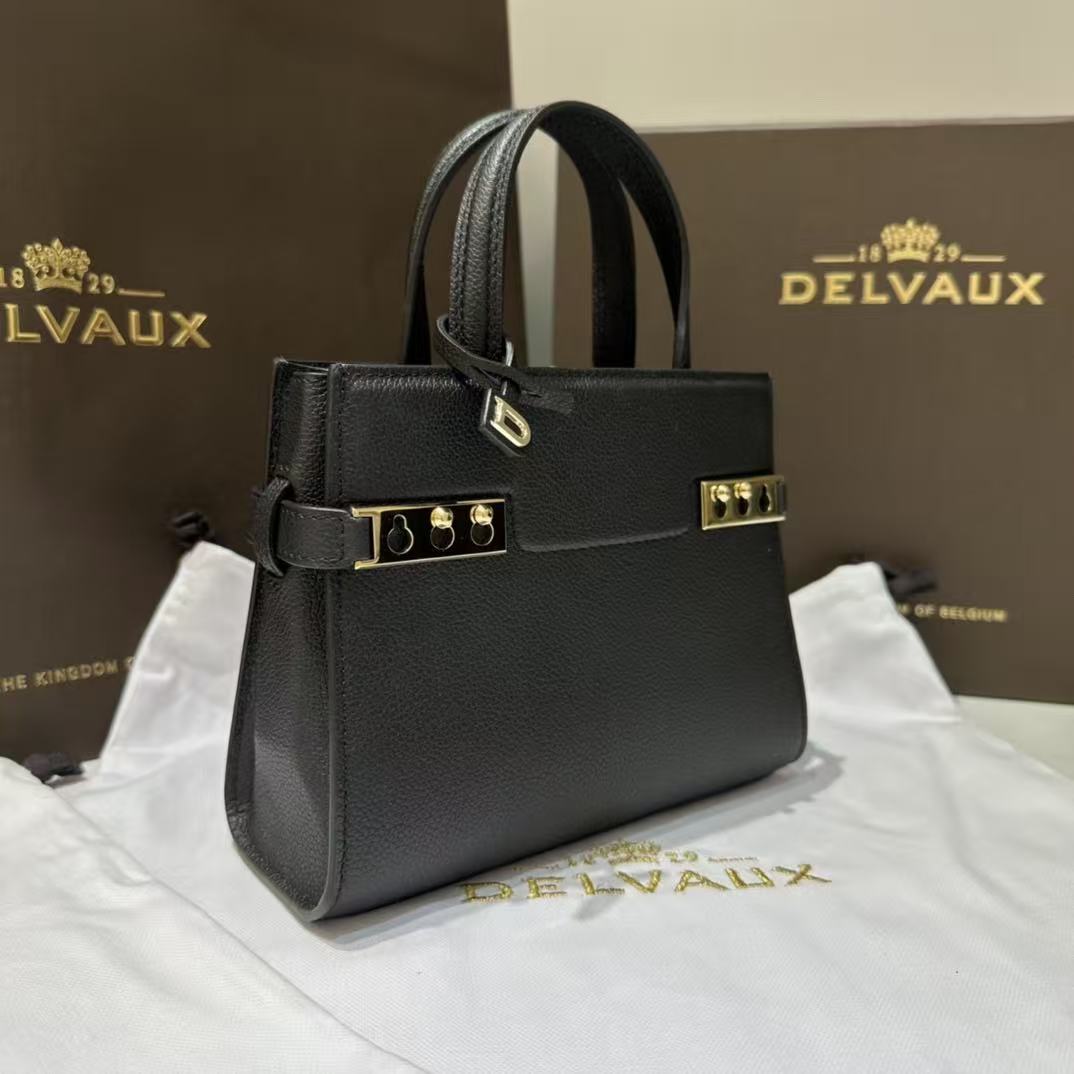 DX Tempête Crush PM Stud Detail 19cm Black Calfskin