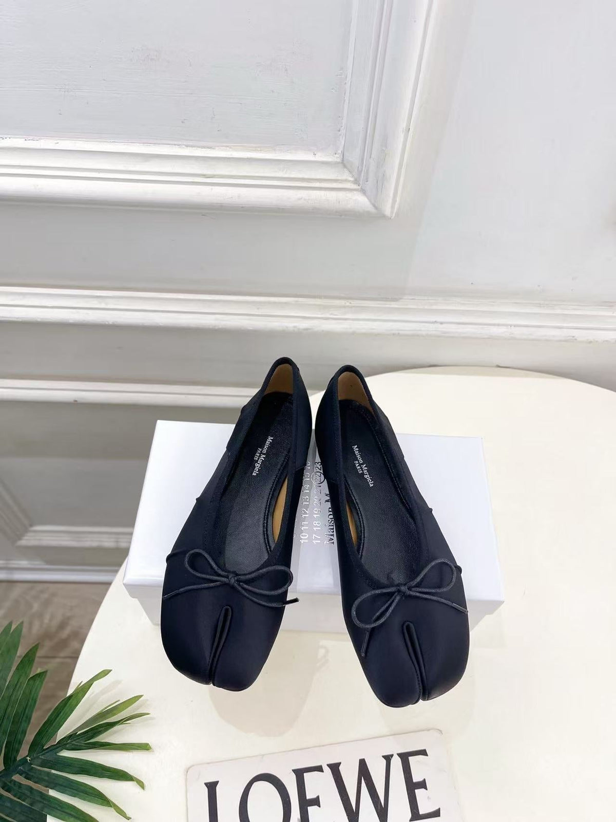 Loewe 26s Split-Toe Ballet Flats In Black Silk