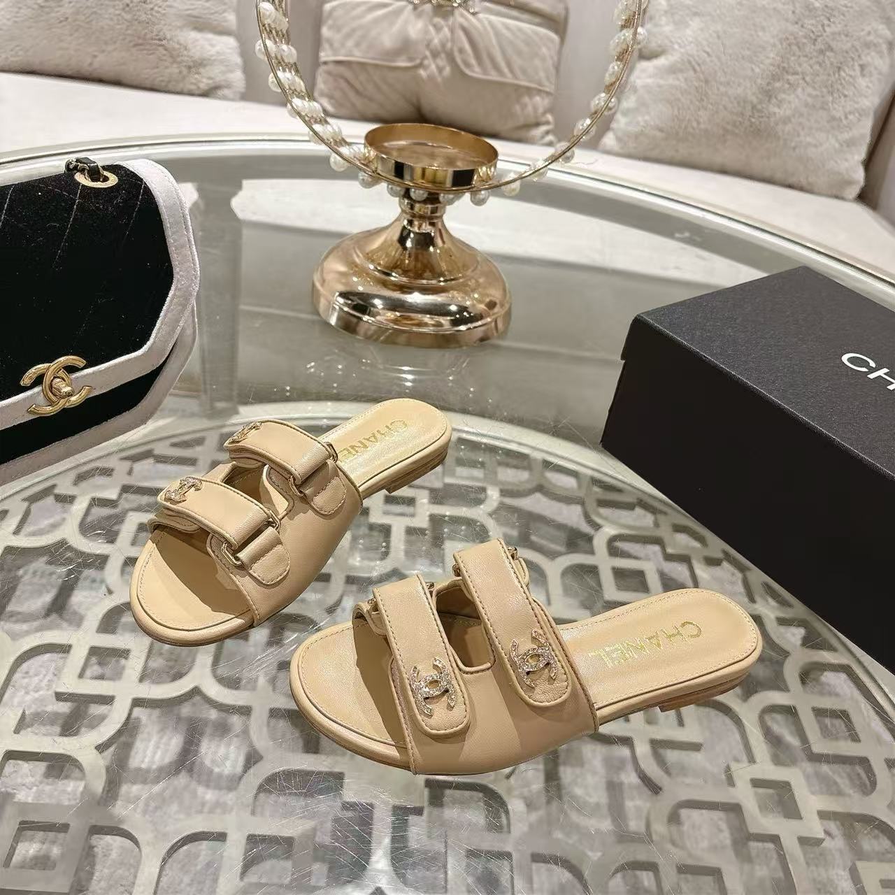 CC Spring Summer 26s Mules Beige Suede