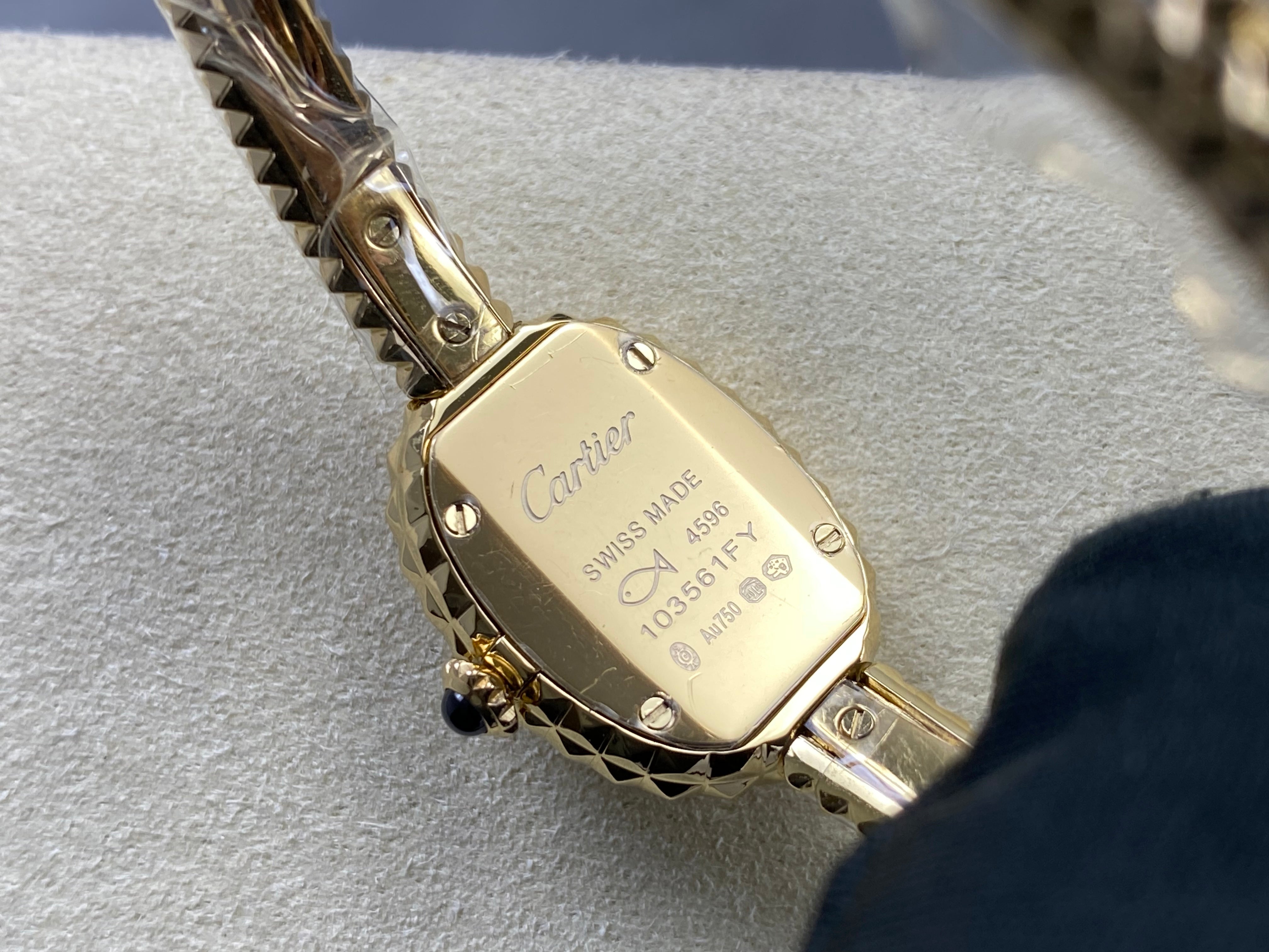 Cartier Baignoire Watch 18.5MM Gold Clous de Paris