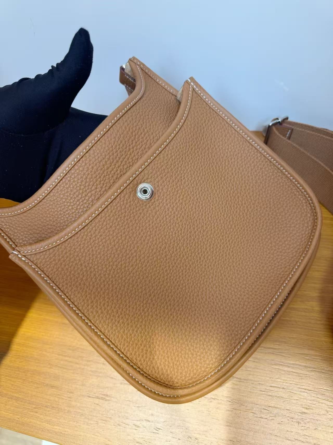 HM Evelyne 23cm Tan Brown Togo Leather