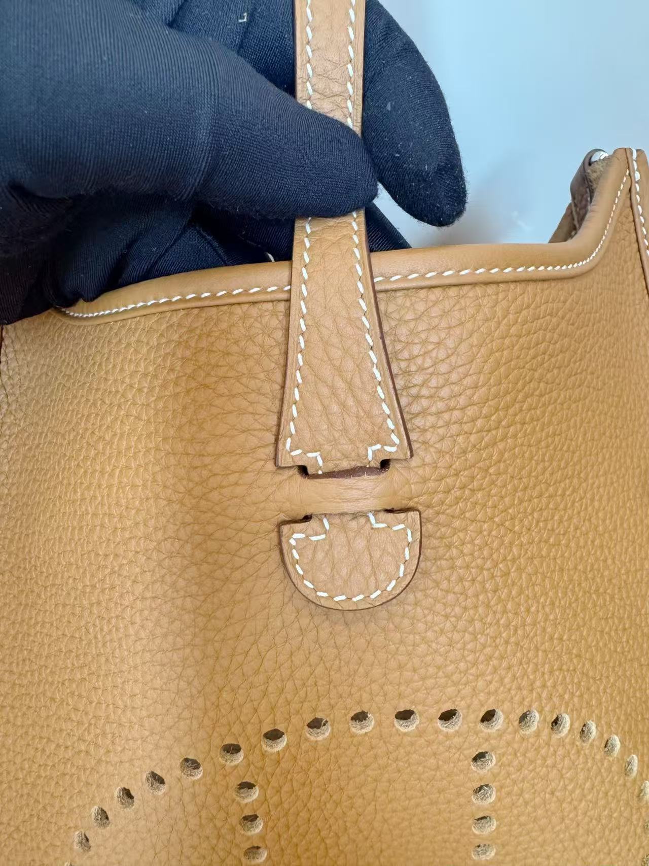 HM Evelyne 23cm Tan Brown Togo Leather