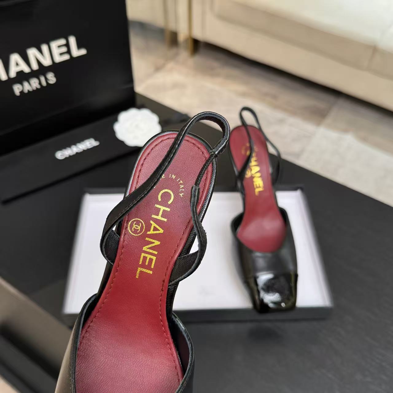 CC 26s Square Cap Toe Slingback 9cm Black Lambskin Patent Leather