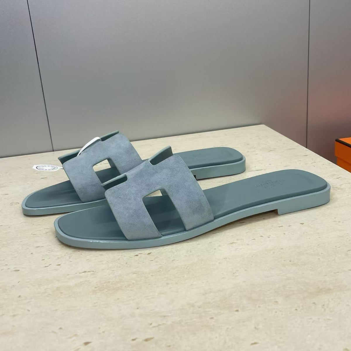 Hermes Oran Sandal Gris Antarctique Suede Goatskin