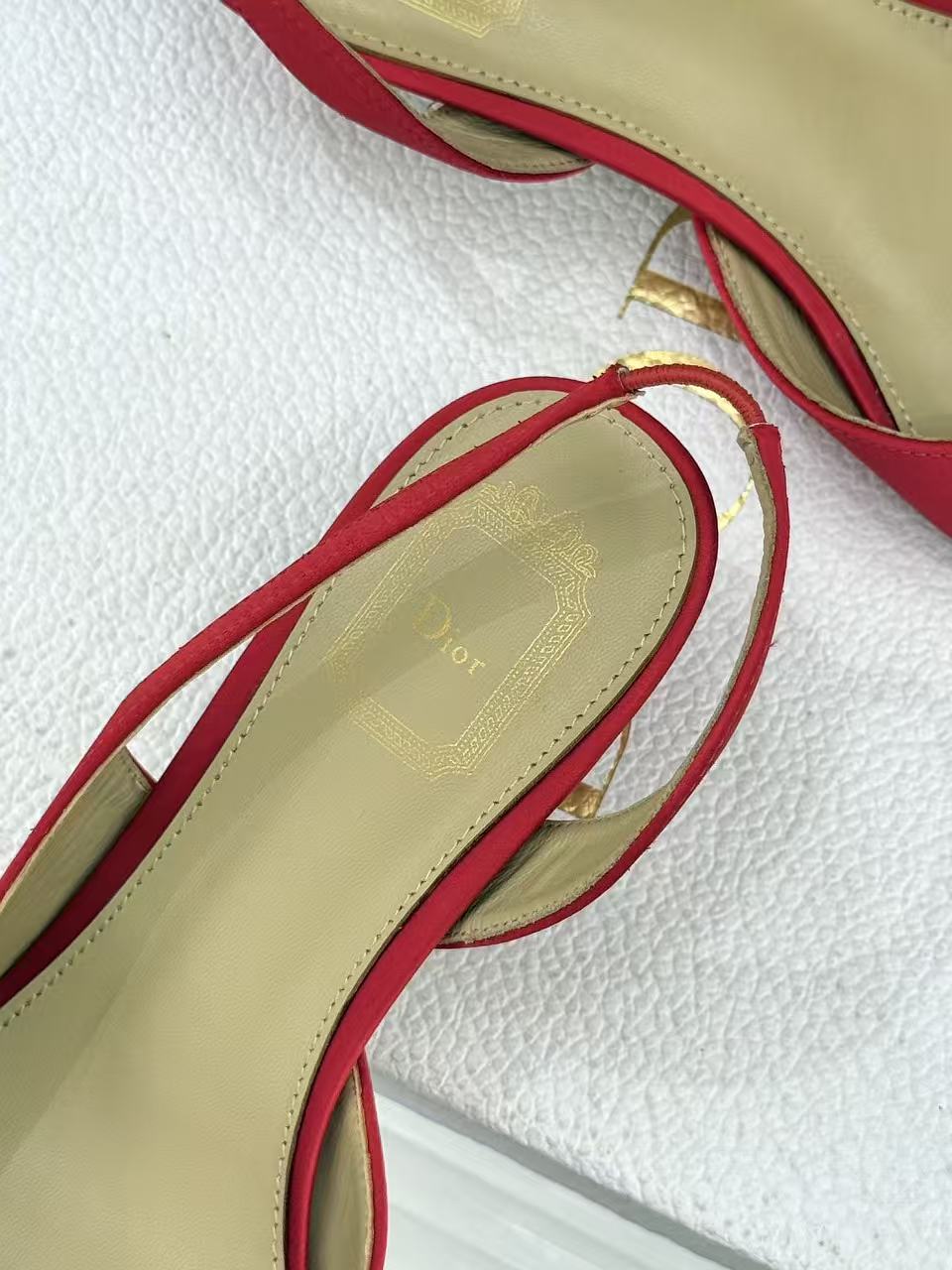 CD 26s Bow Sandals 4cm Coral Red Satin 607567
