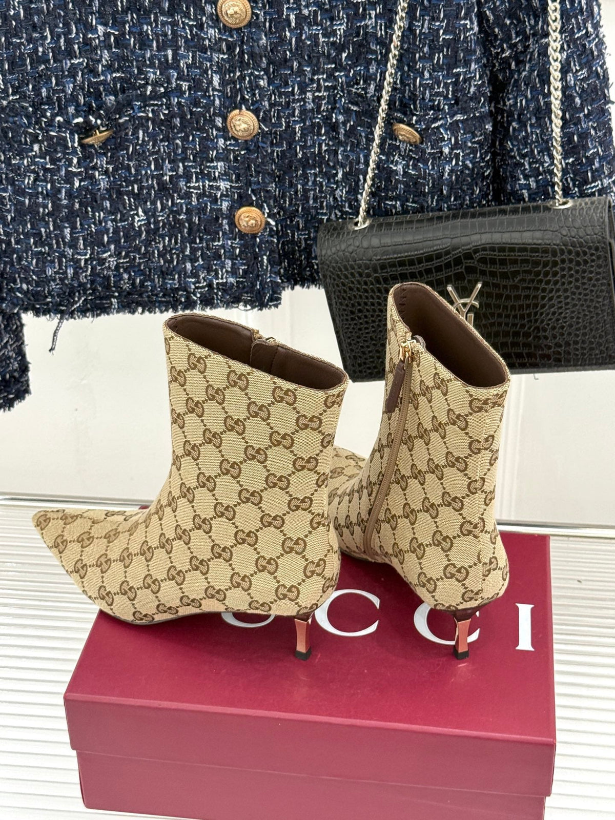 GG 26s Women's Bombshell Bootie Sand Brown Canvas