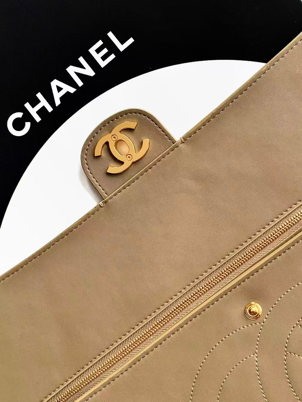 CC 26s Maxi Flap Bag 39cm Beige Suede Best Version
