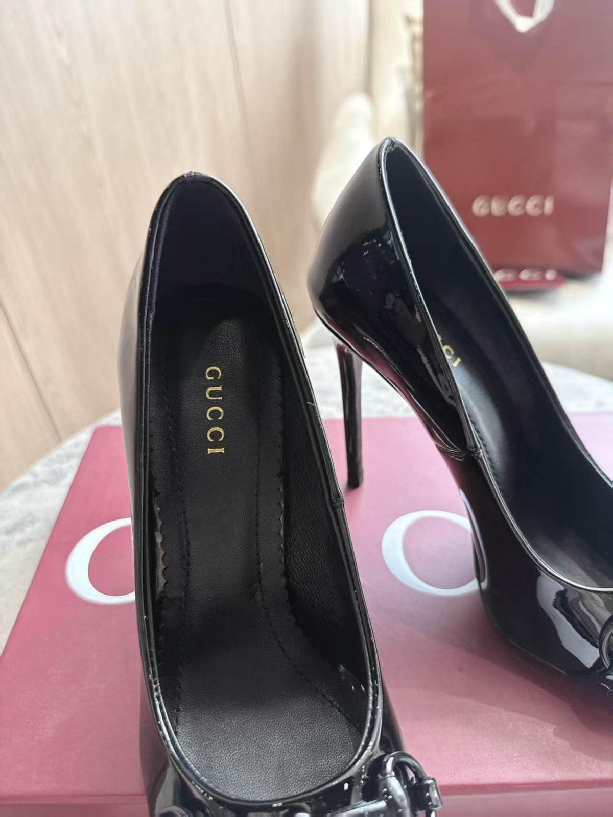 GG 26s Donna Pumps Black Patent 643400