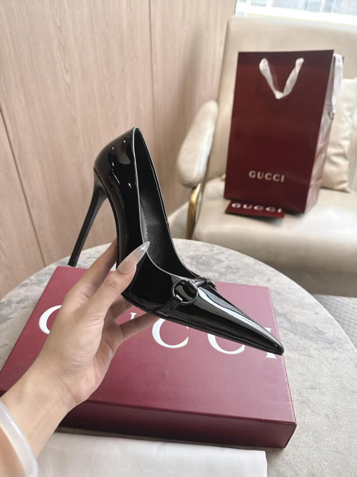 GG 26s Donna Pumps Black Patent 643400