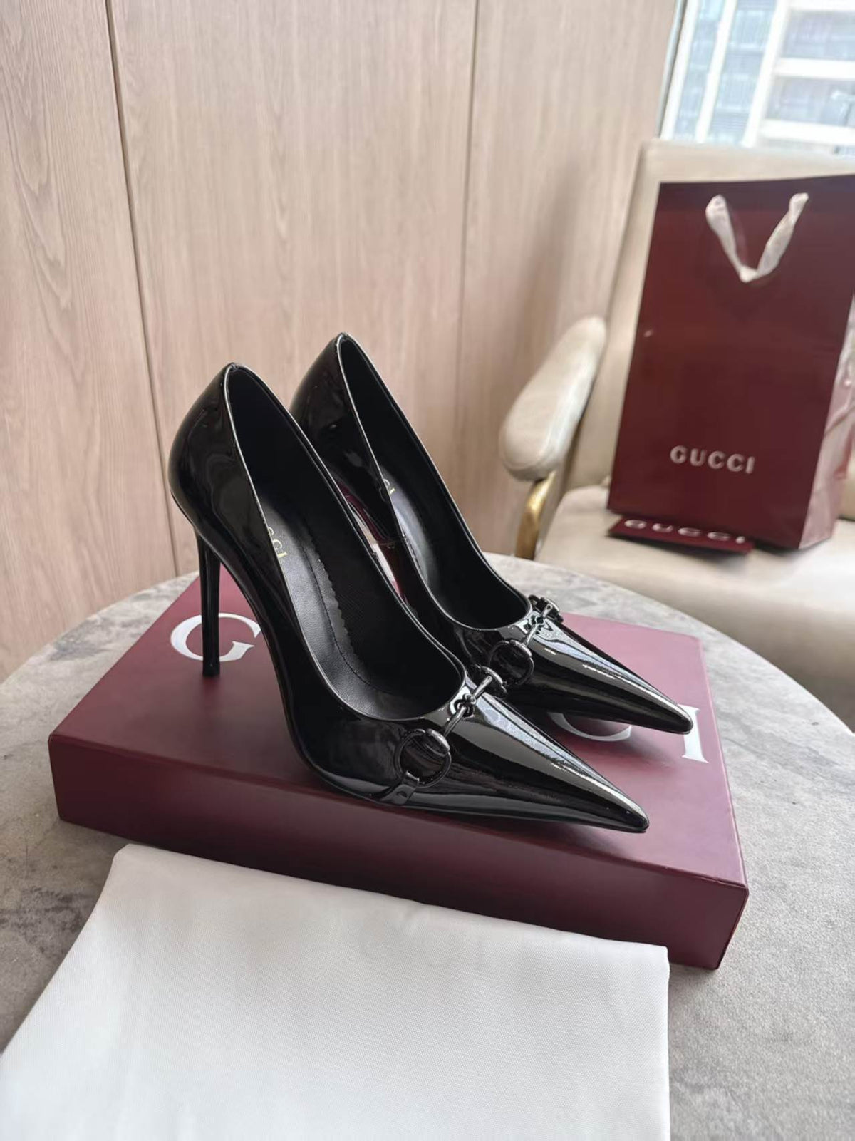 GG 26s Donna Pumps Black Patent 643400