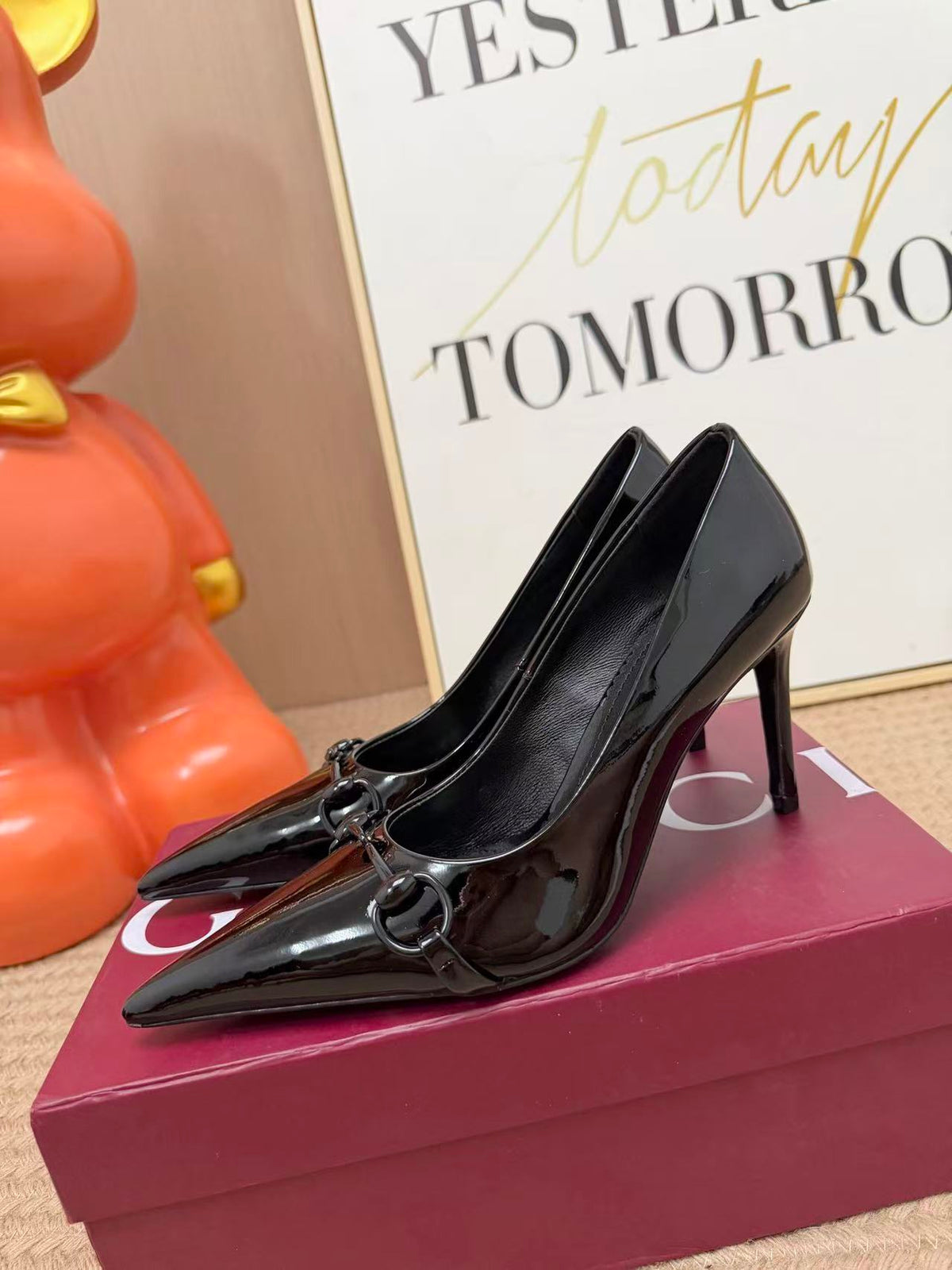 GG 26s Donna Pumps Black Patent 643400
