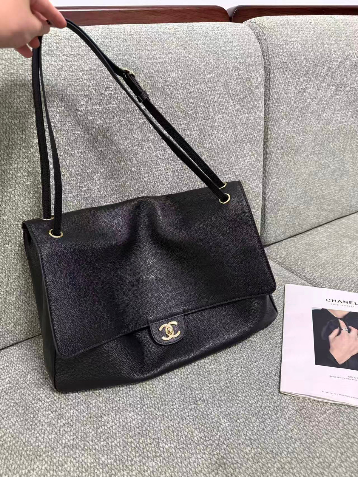 Chanel 2026 Maxi Flap Bag 38.5cm Black Calfskin GHW