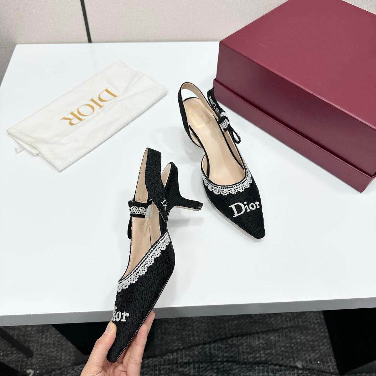 CD 26s J'Adior Pumps Black Dior Oblique Embroidered Cotton & Beige Lace