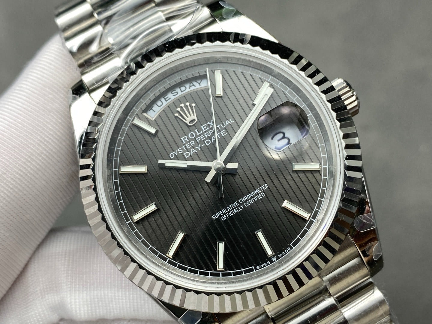 Rolex Day-Date 40mm Silver Black