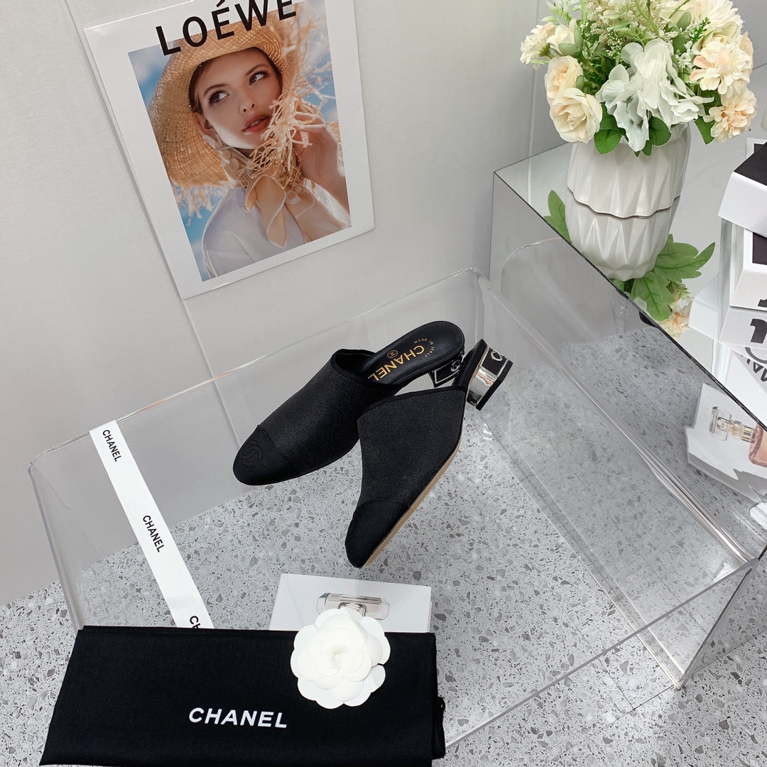 Chanel 2026 Mule 30mm Glitter Fabric 162125