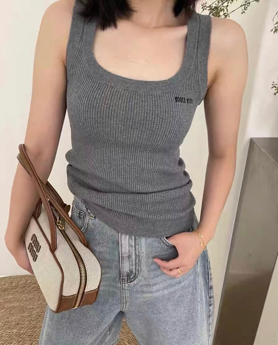 Miu Short Vest Grey Wool 345303