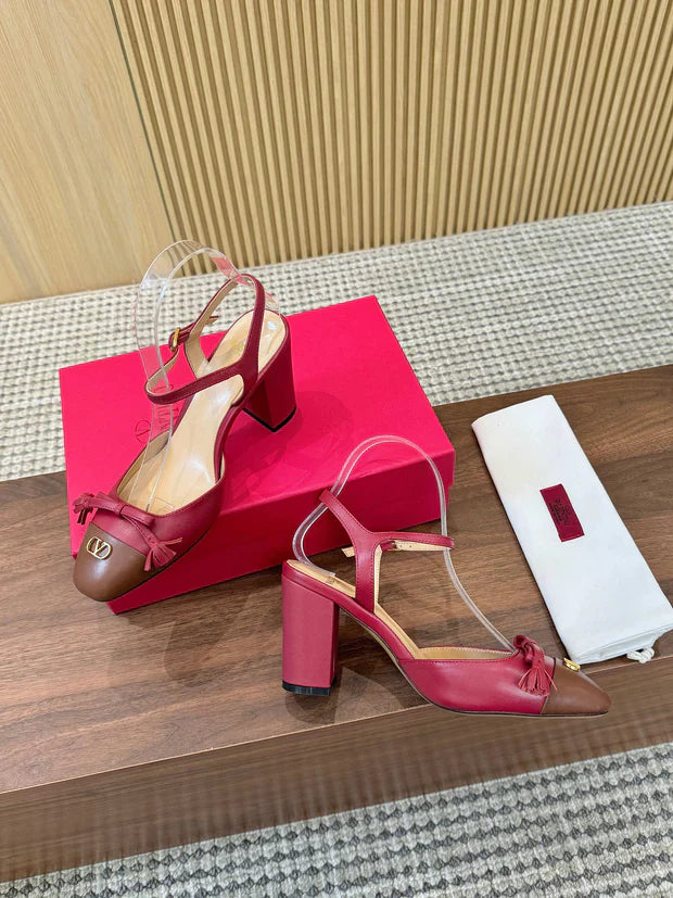 Valentino Garavani Valet Du Roi 80mm Slingback Calfskin 863320