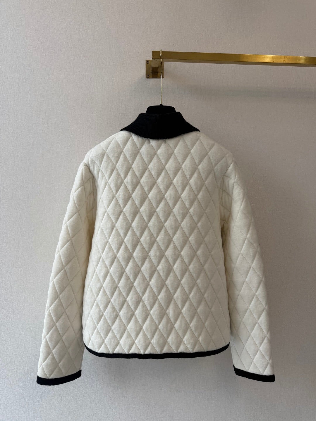 CC 26S Diamond Jacket Contrast Collar Patch Pockets Cashmere 433534