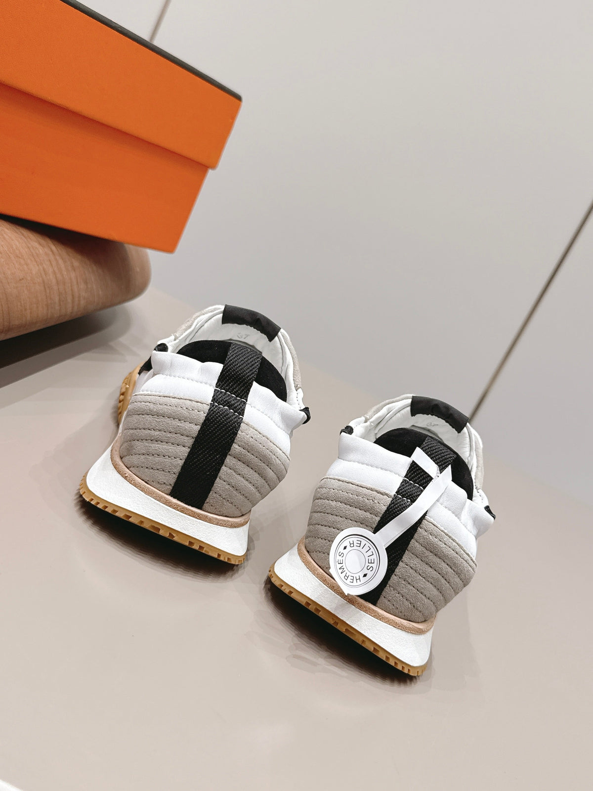 HM 26S Bouncing Sneakers White Calfskin Light Grey Black Suede
