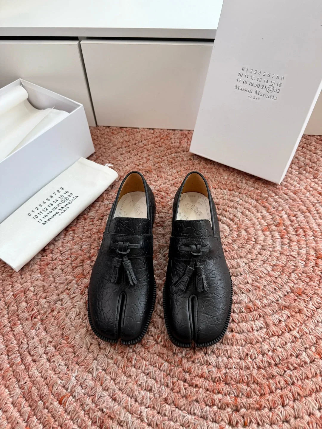 Maison Margiela 2026 Loafer Cowhide 915727