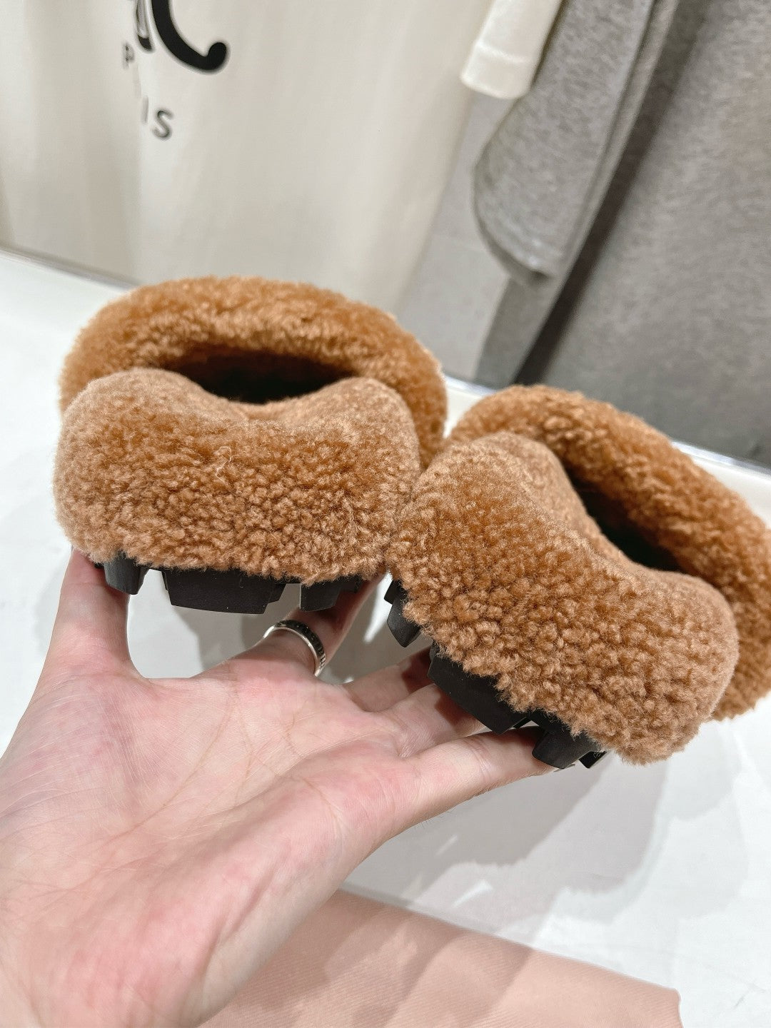 Miumiu 26s Sandals Light Brown Shearling With Logo Lettering