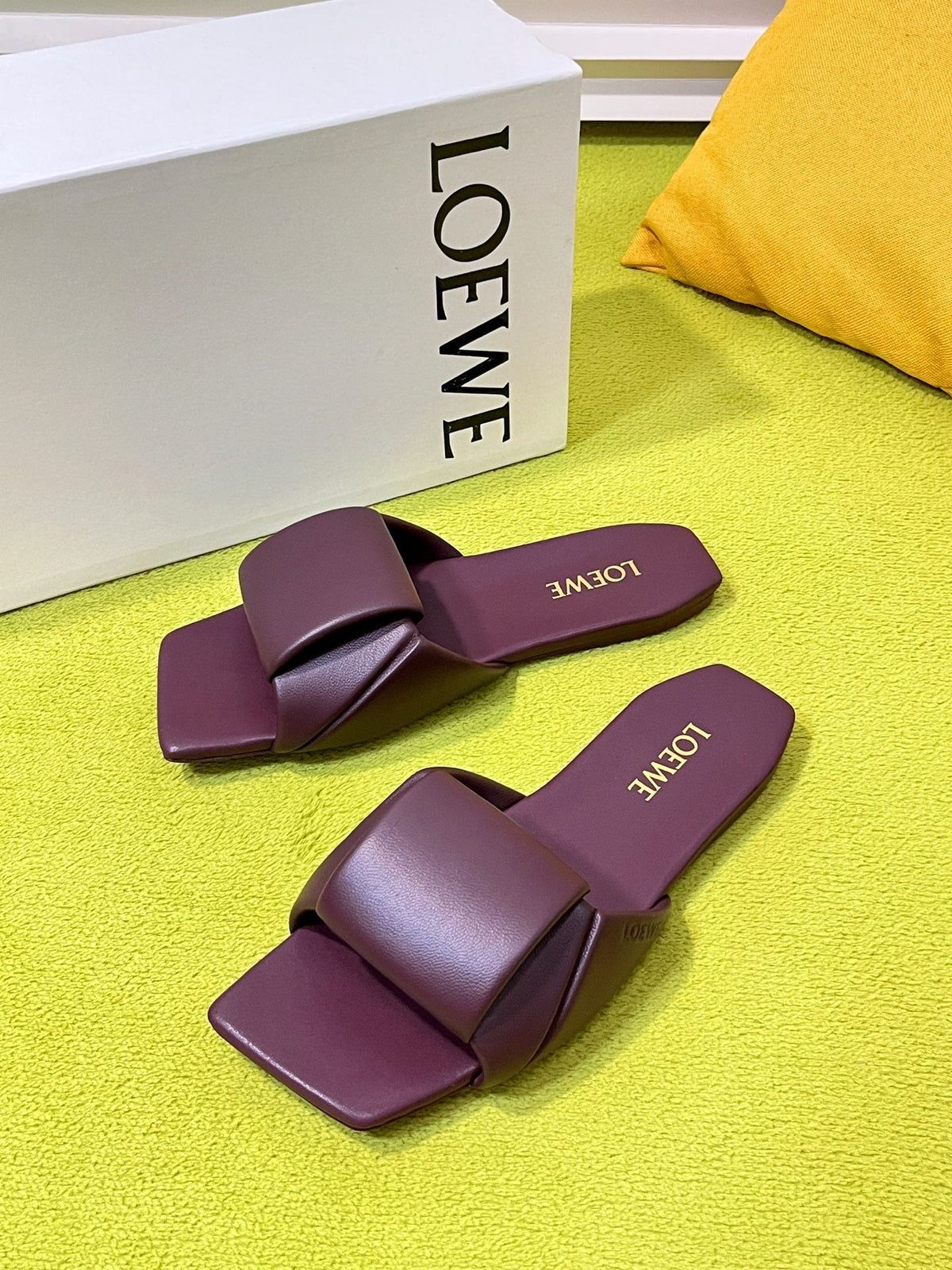 LW 26S Origami Slide Sandals Burgundy Leather 137667