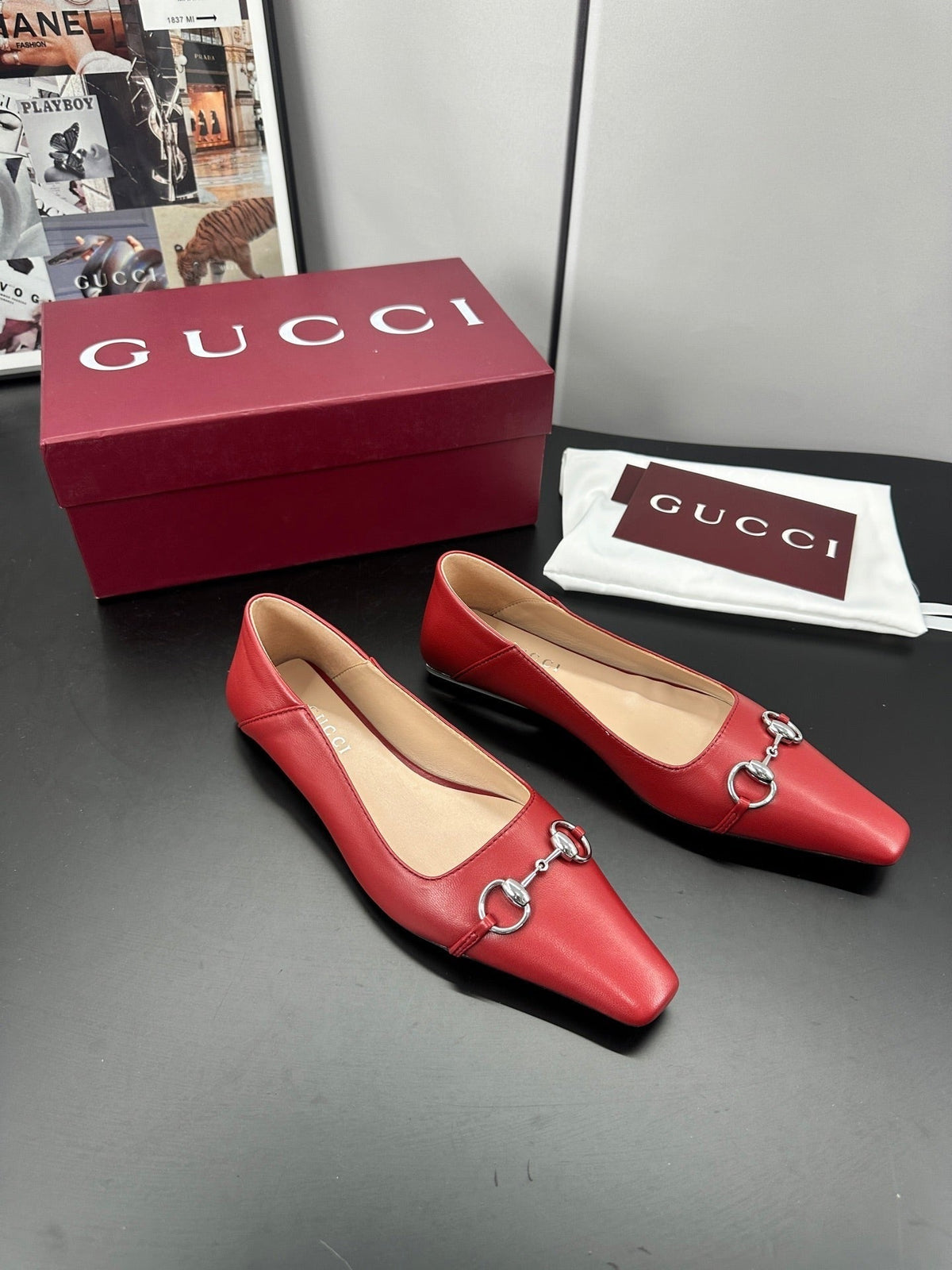 Gucci 26S Vittoria Ballerina Shoes In Red Calfskin
