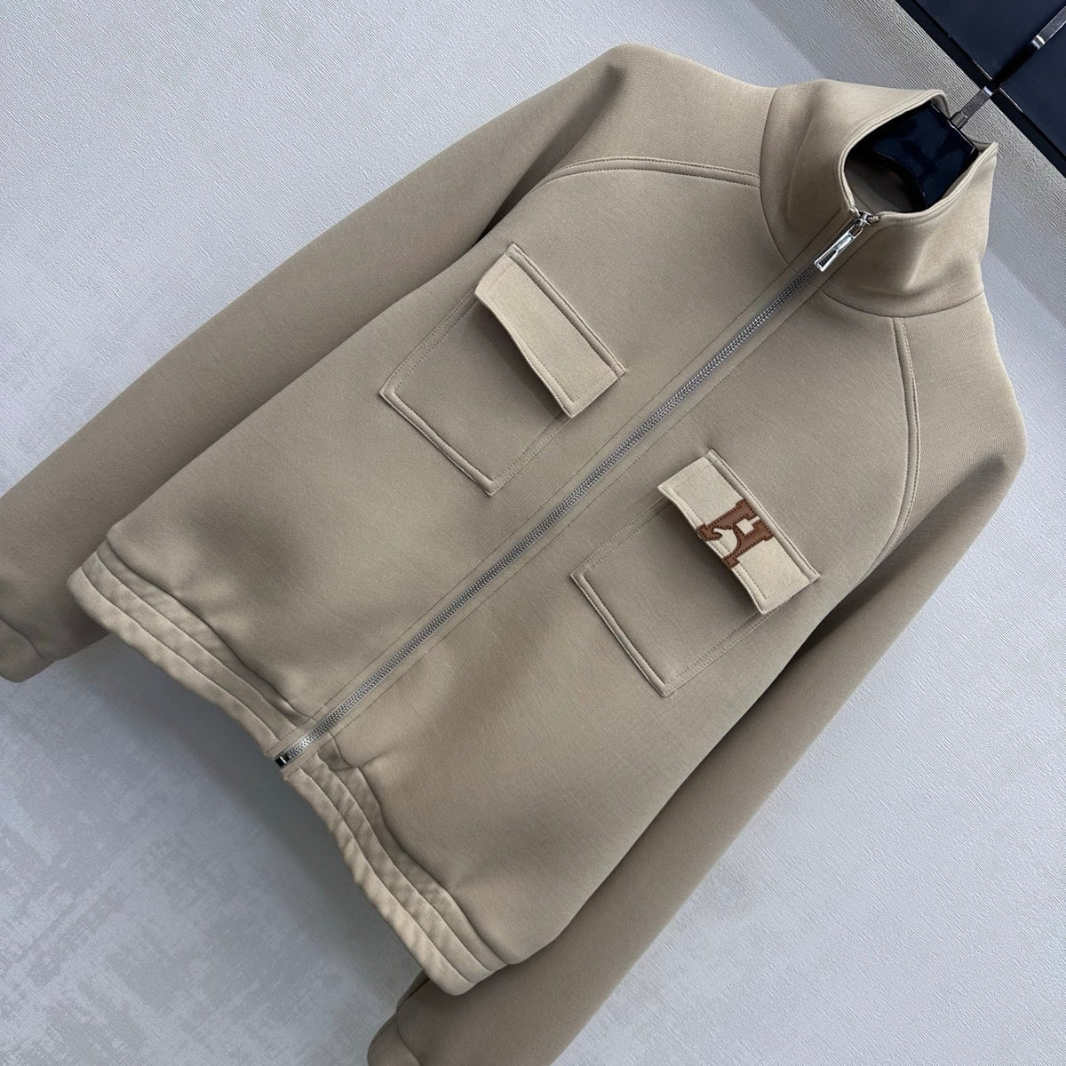 Hermes 26s Two-Piece Tracksuit Set 825