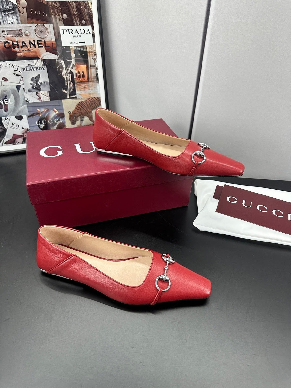 Gucci 26S Vittoria Ballerina Shoes In Red Calfskin