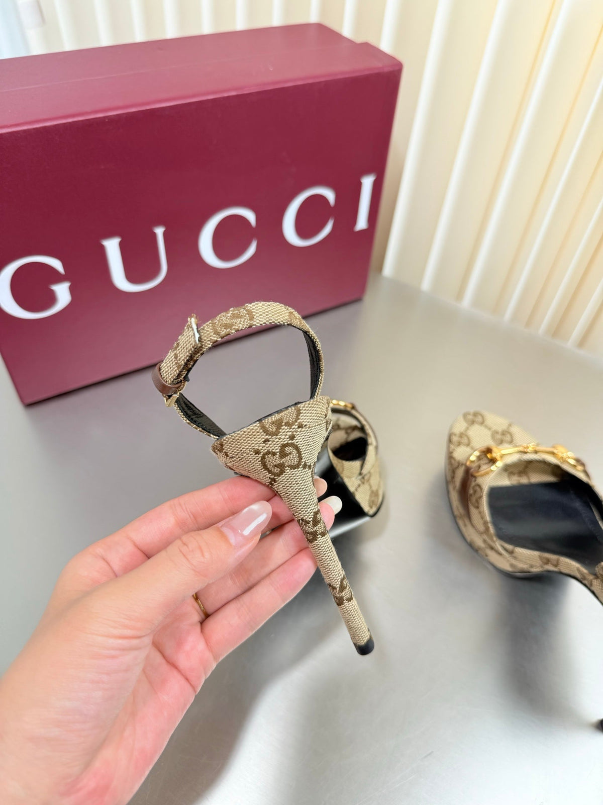 Gucci 26s Slingback Pump 10.5cm Beige GG Canvas