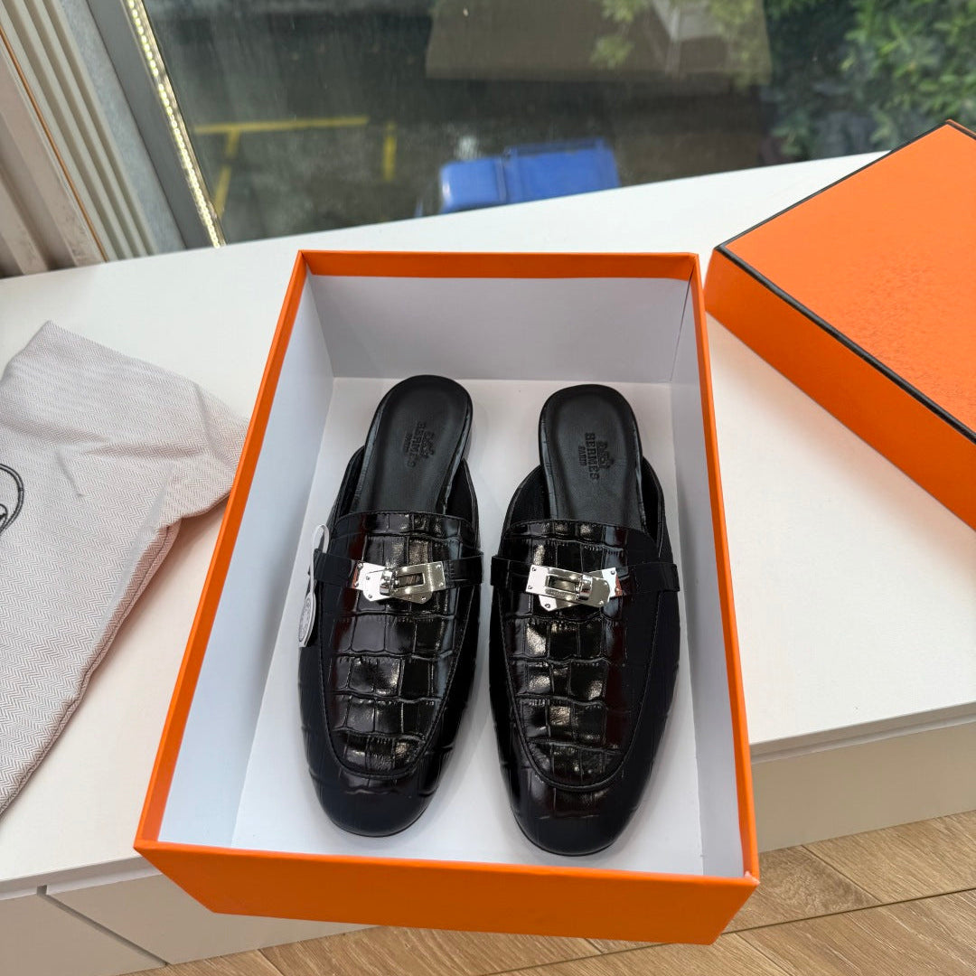 HM 26S Destin Mules In Black Crocodile-Effect Leather
