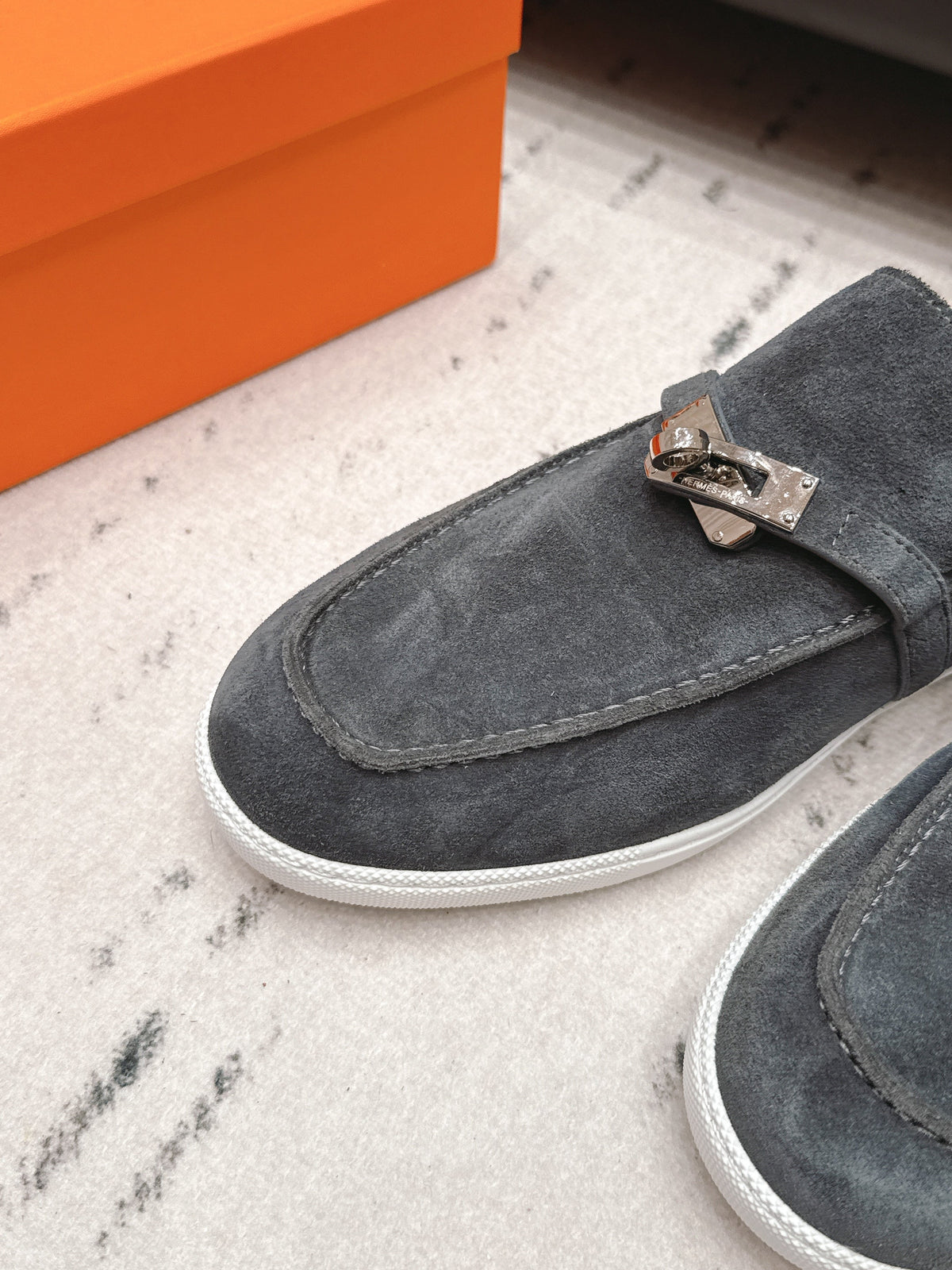 HM 26S Kelly Paris Loafers Blue Grey Suede Silver Hardware